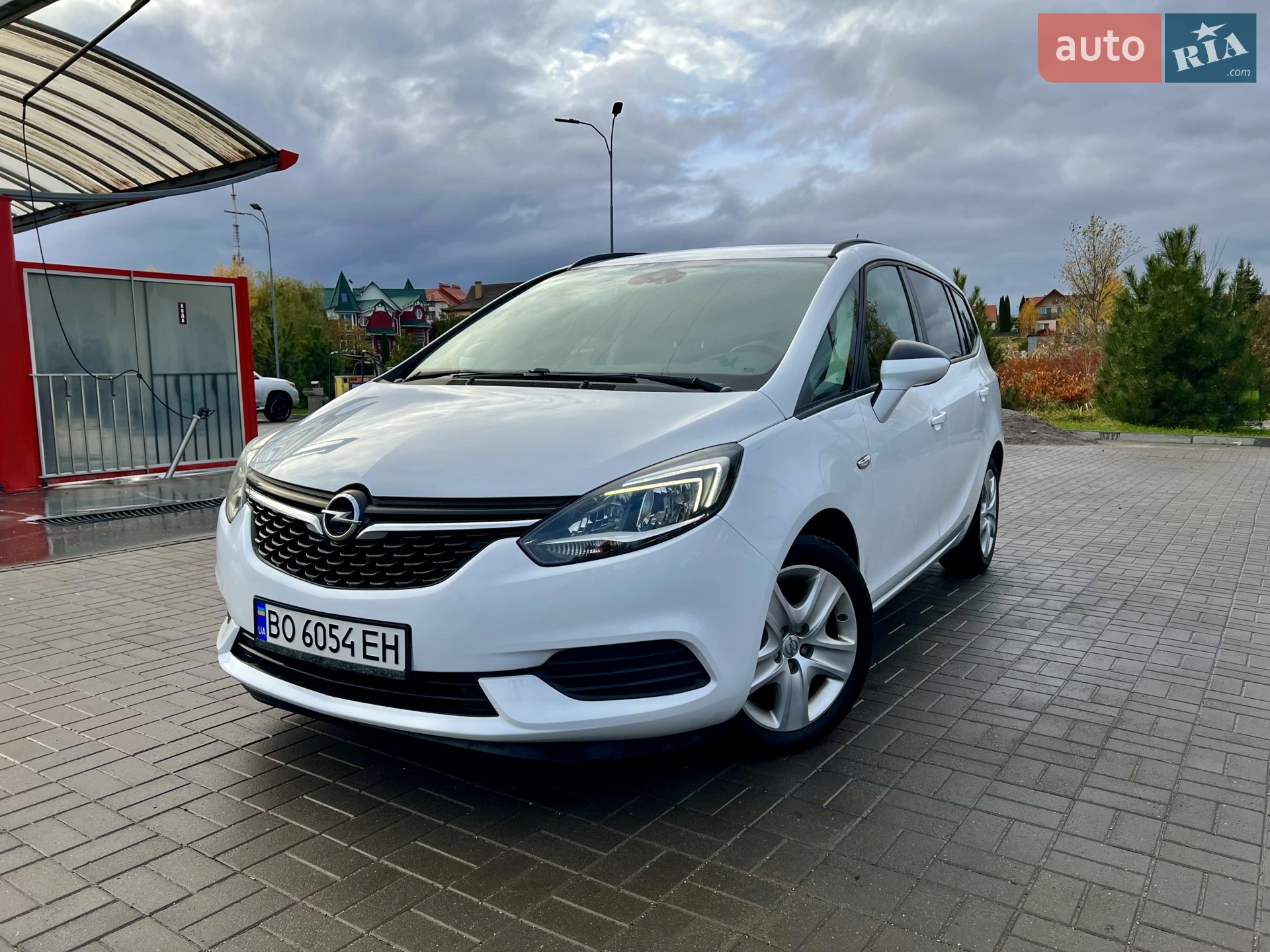 Opel Zafira, 2017