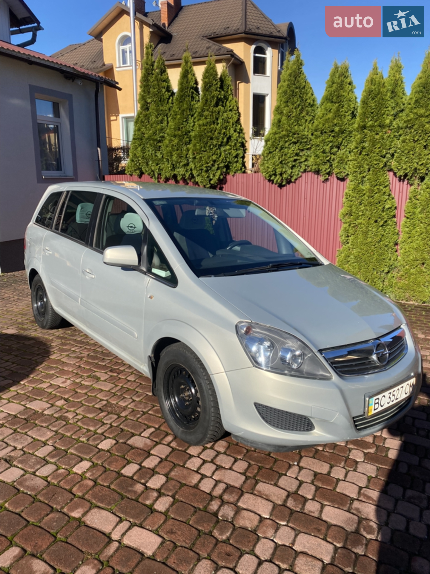 Opel Zafira, 2011