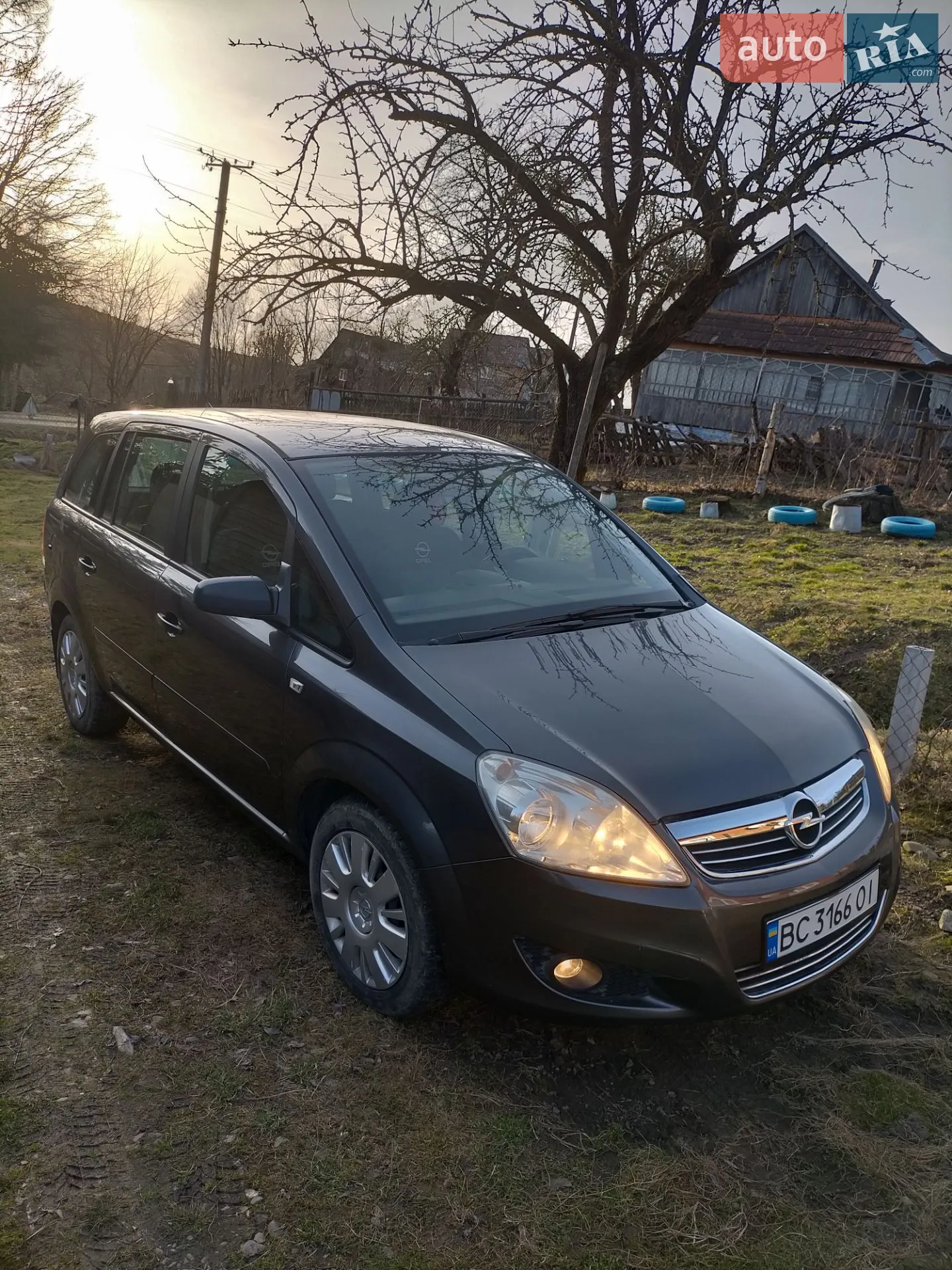 Opel Zafira 2009 — 1