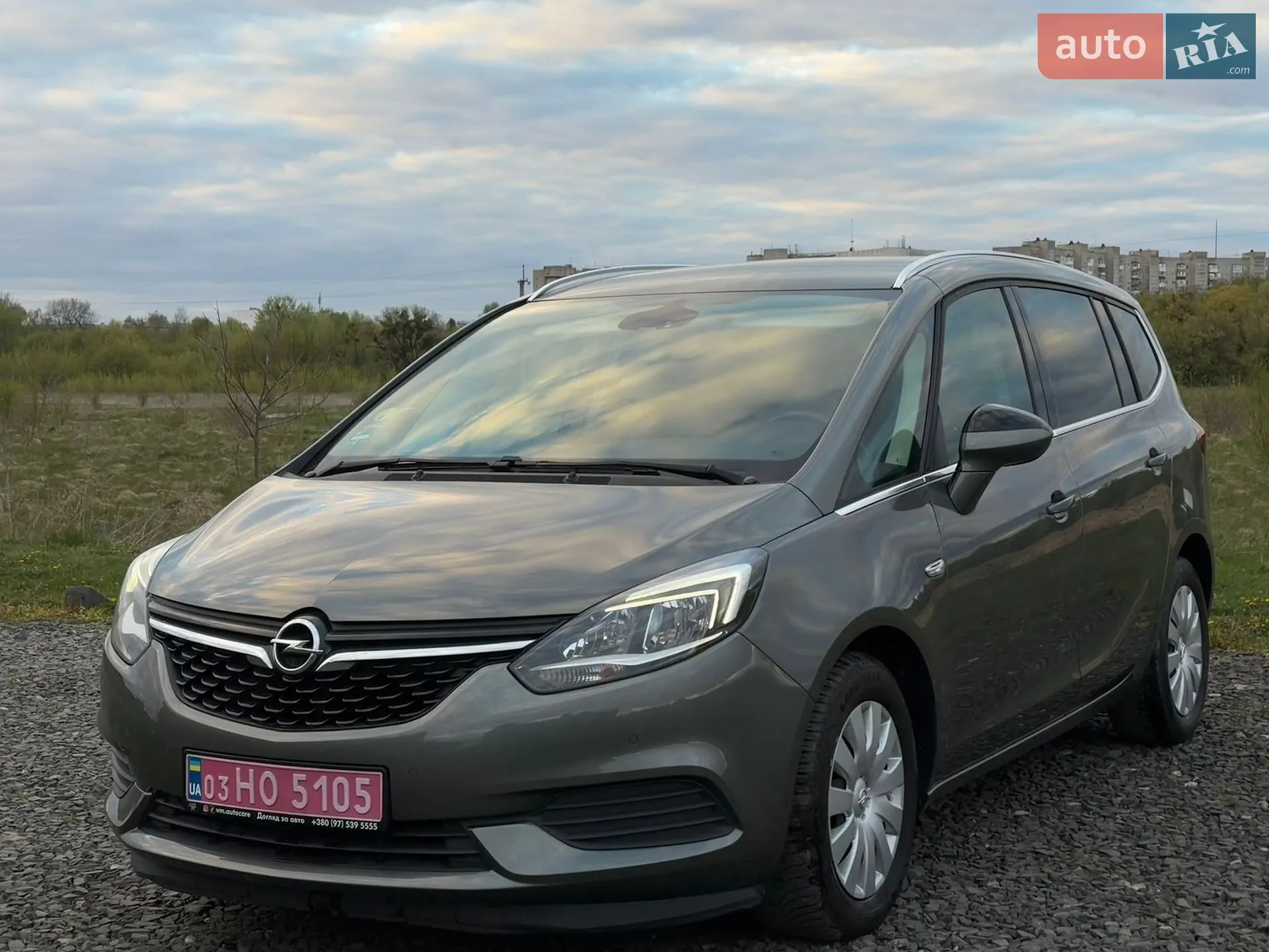 Opel Zafira, 2017