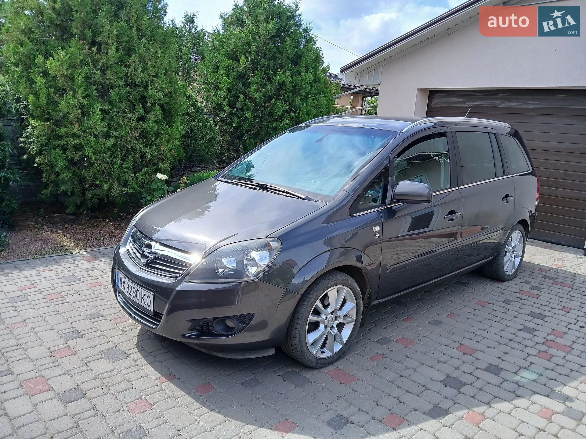 Opel Zafira, 2010