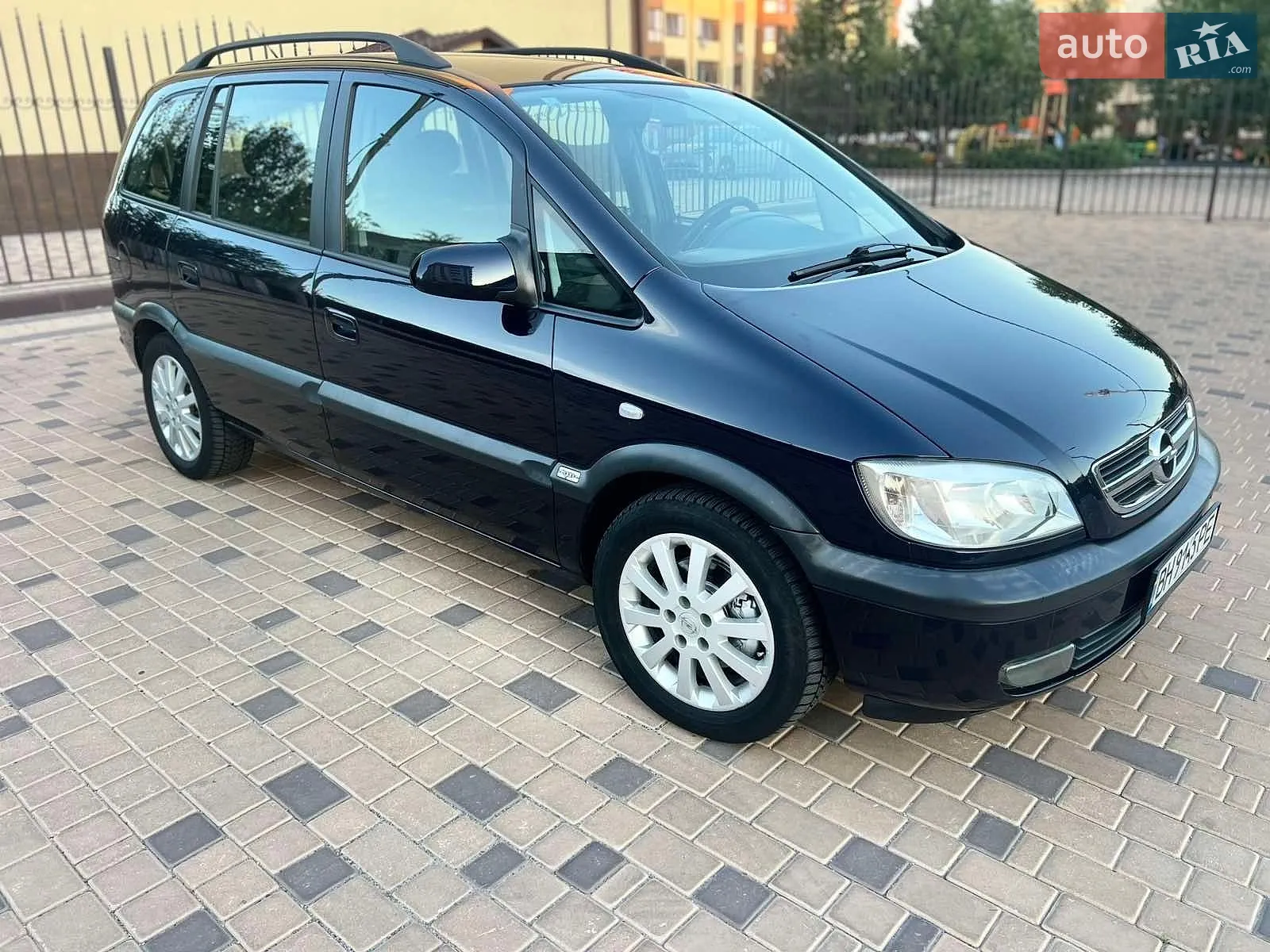 Opel Zafira, 2003