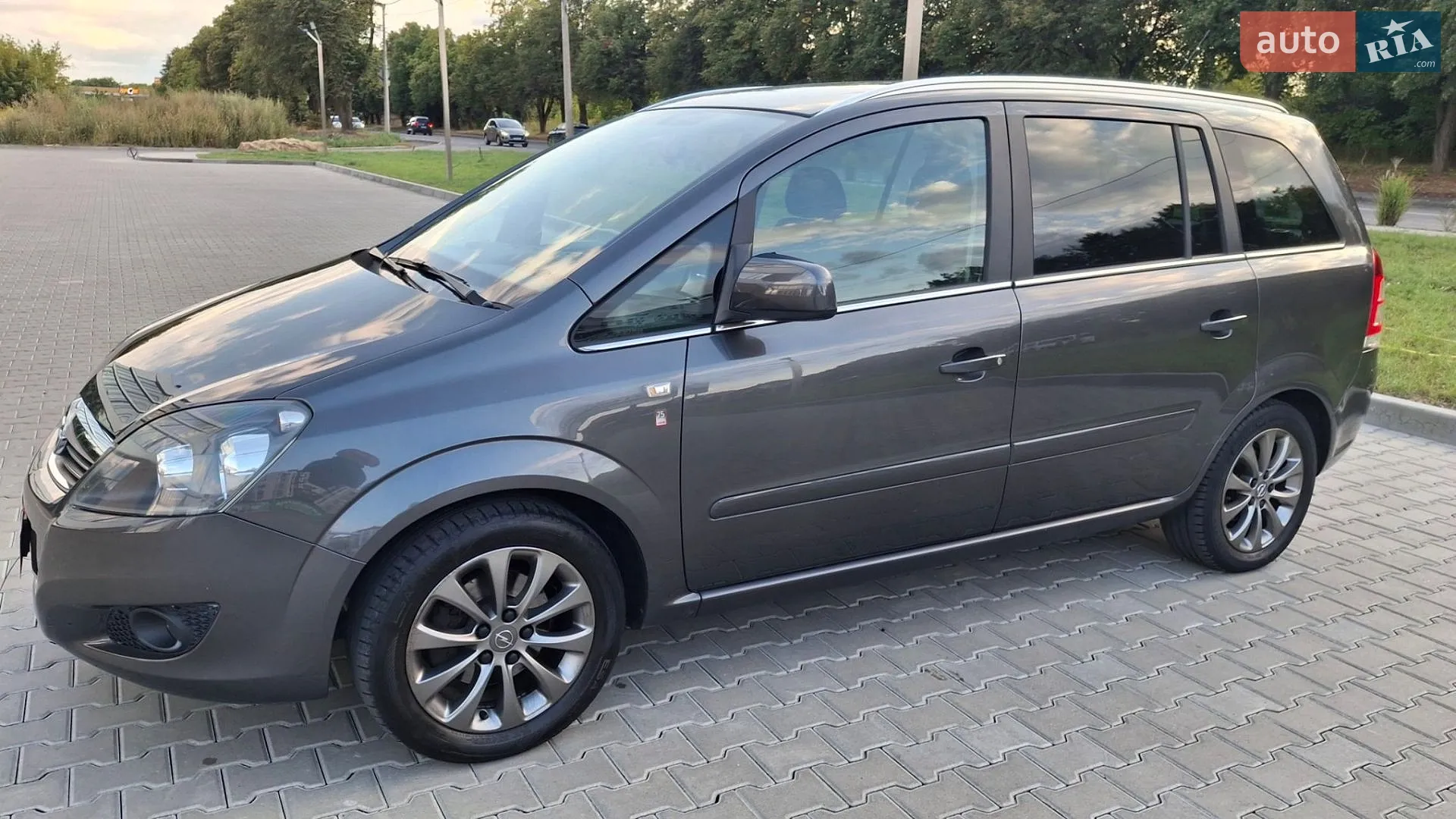 Opel Zafira, 2010
