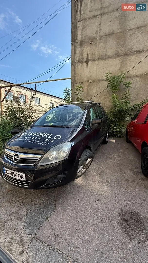 Opel Zafira, 2010