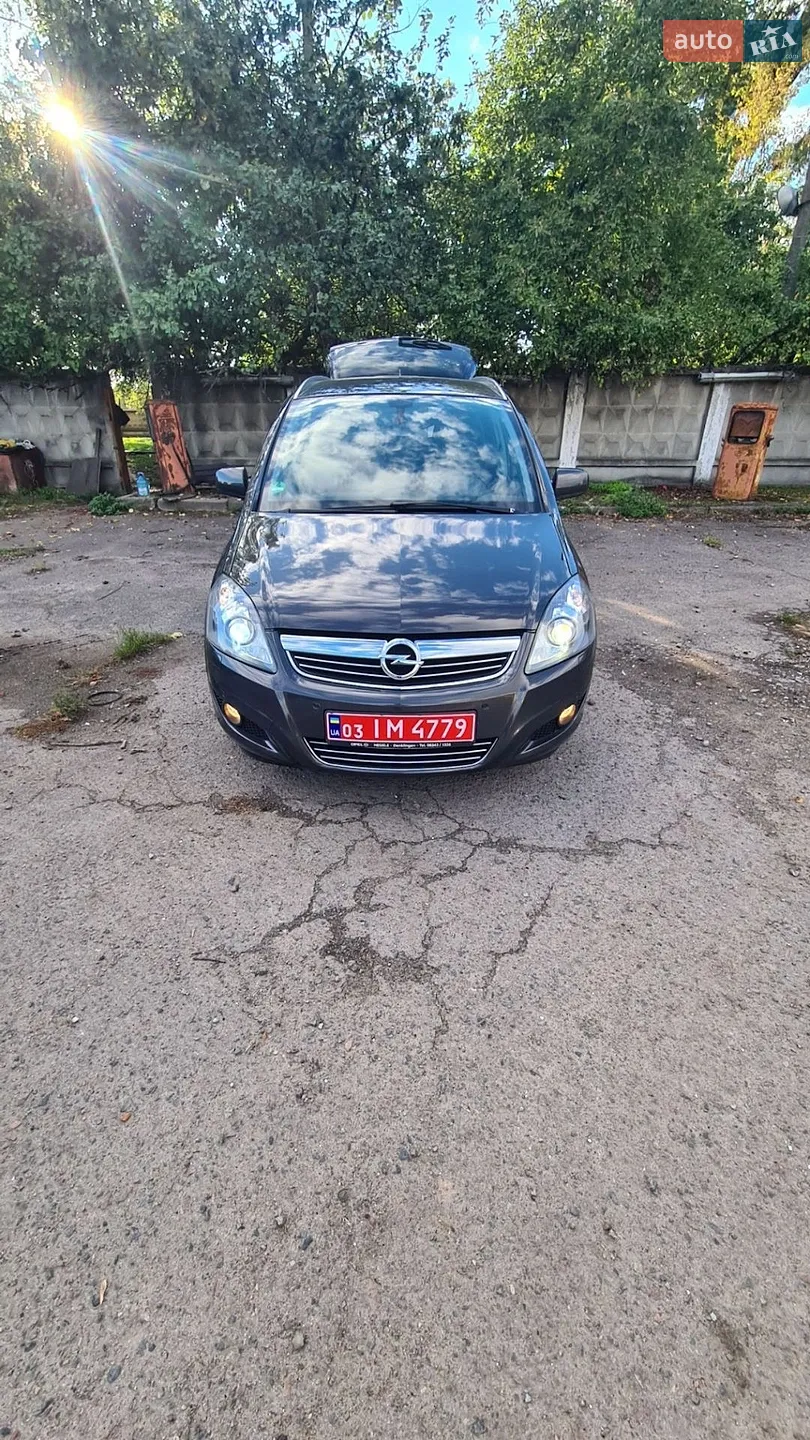 Opel Zafira, 2013