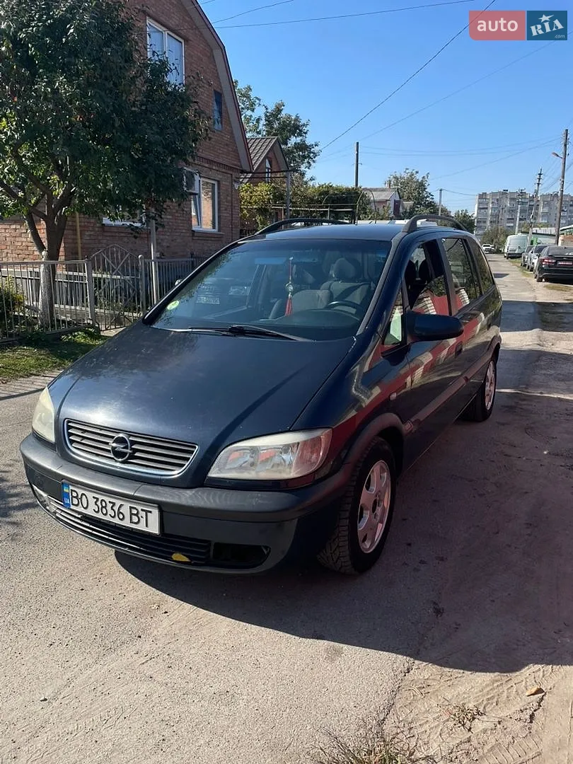 Opel Zafira, 2002