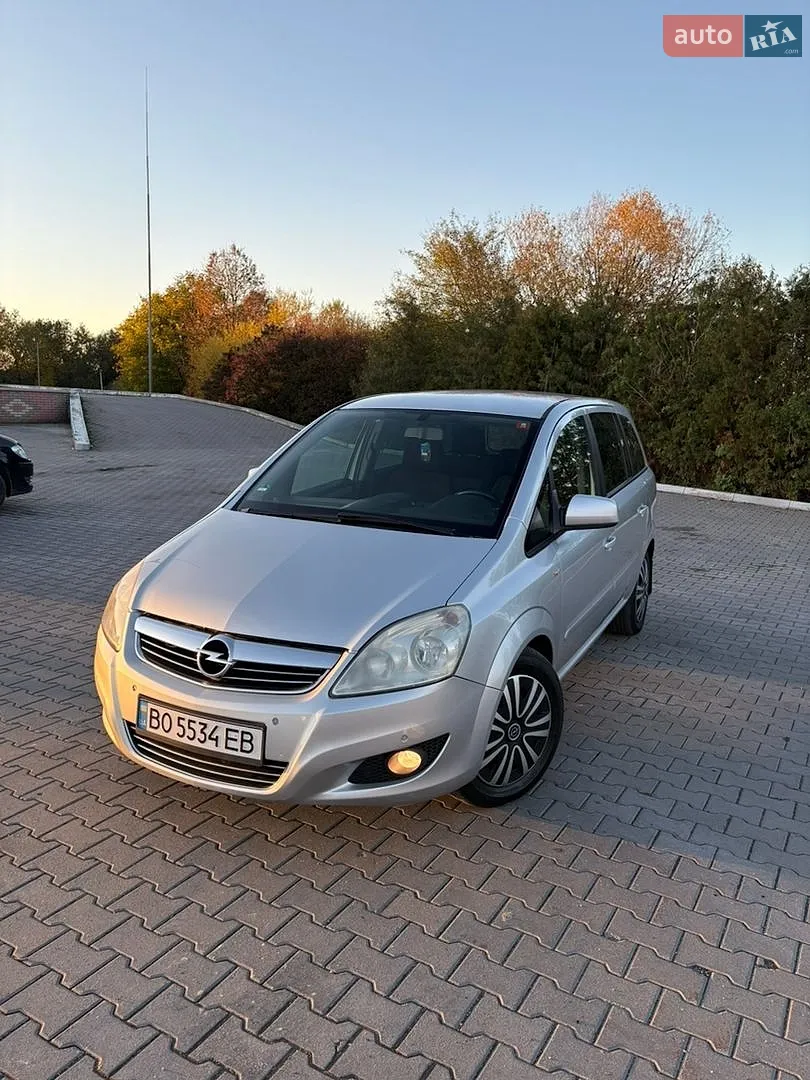 Opel Zafira, 2009
