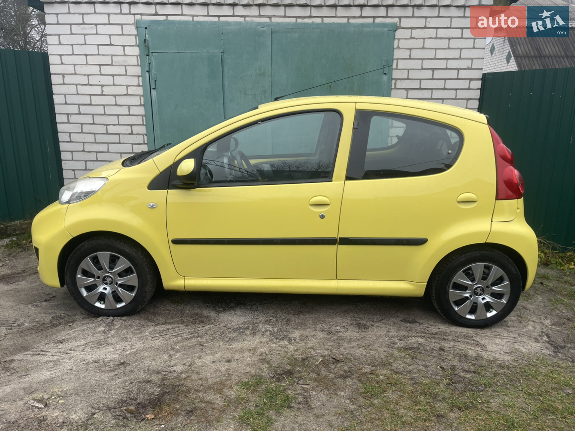 Peugeot 107, 2011
