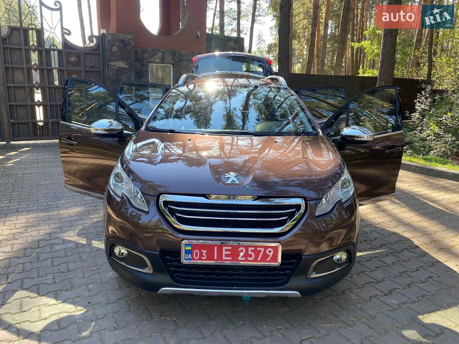 Peugeot 2008, 2015