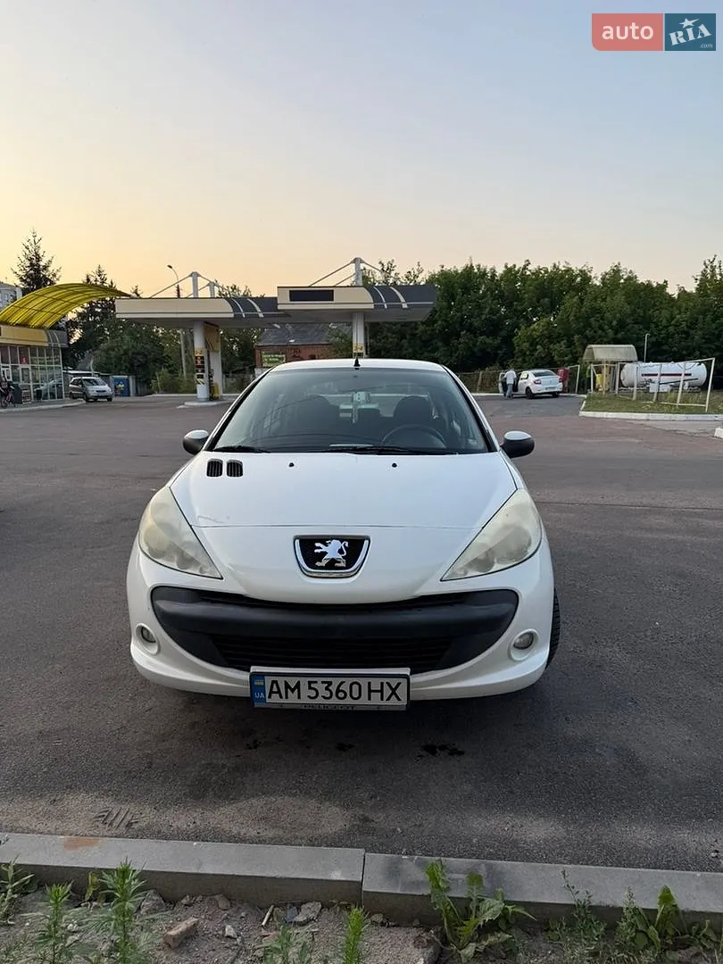 Peugeot 206 plus, 2010