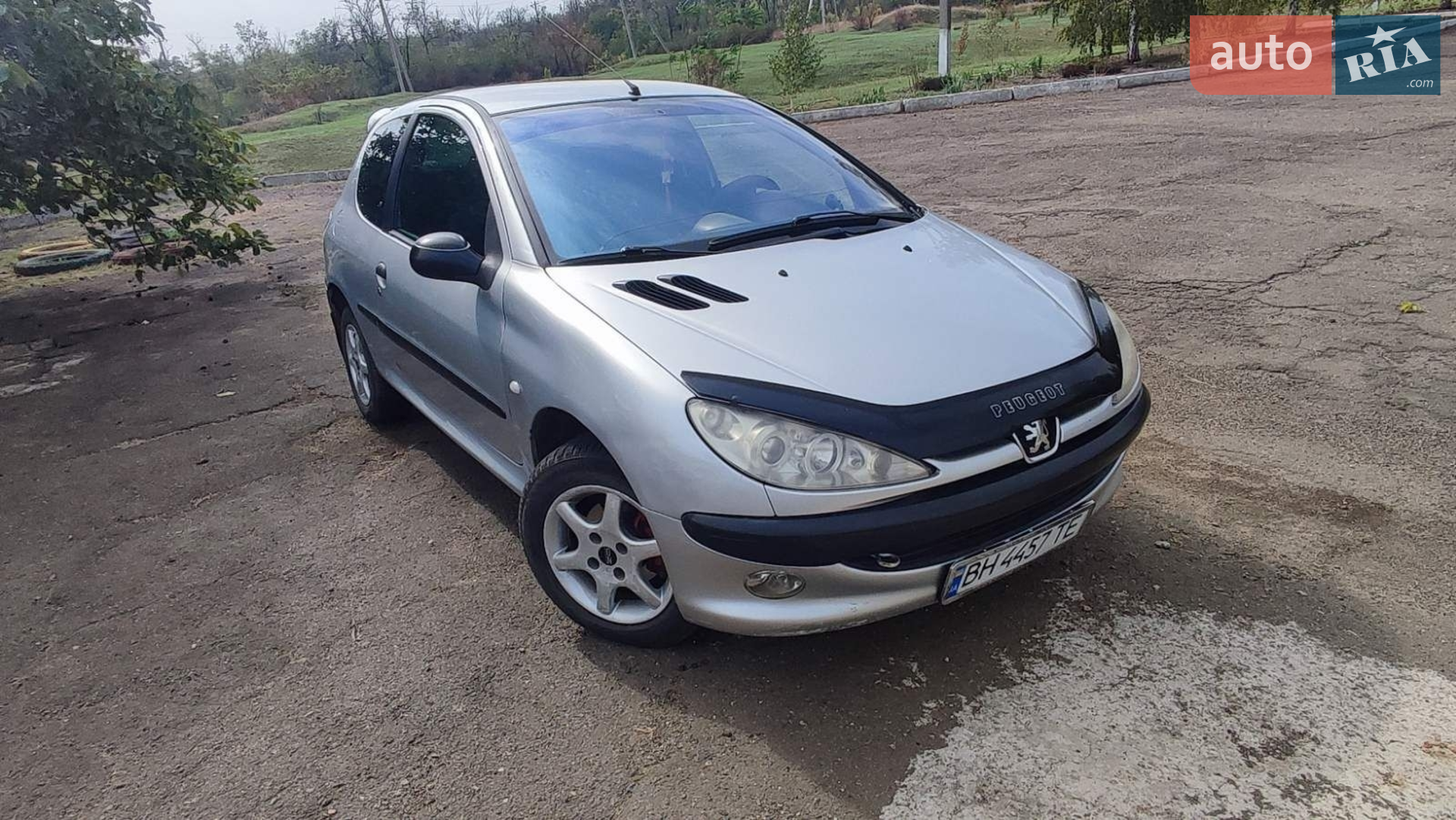 Peugeot 206, 2002