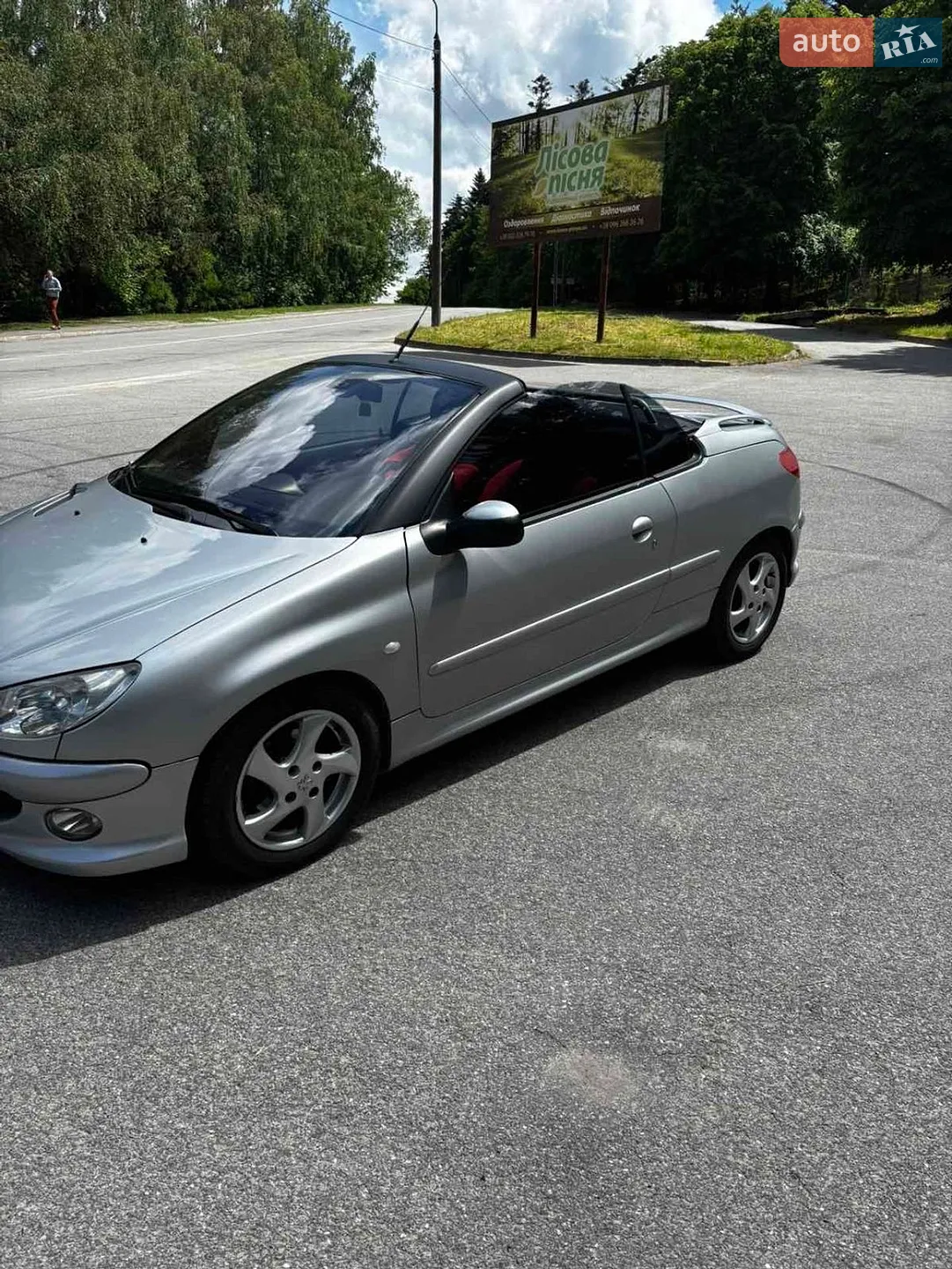 Peugeot 206, 2001