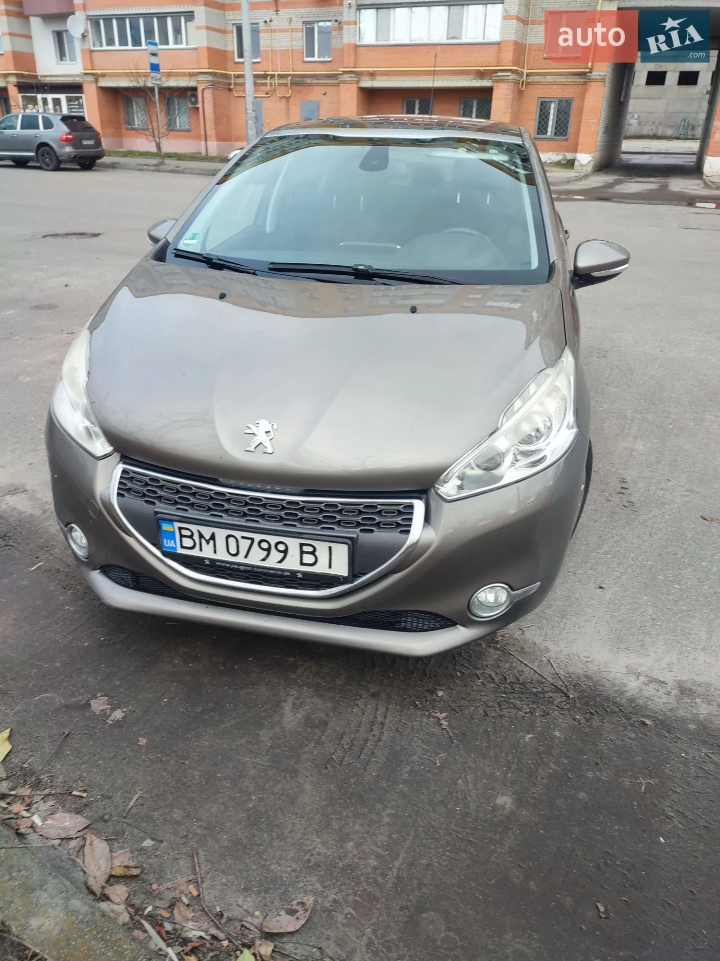 Peugeot 208, 2013
