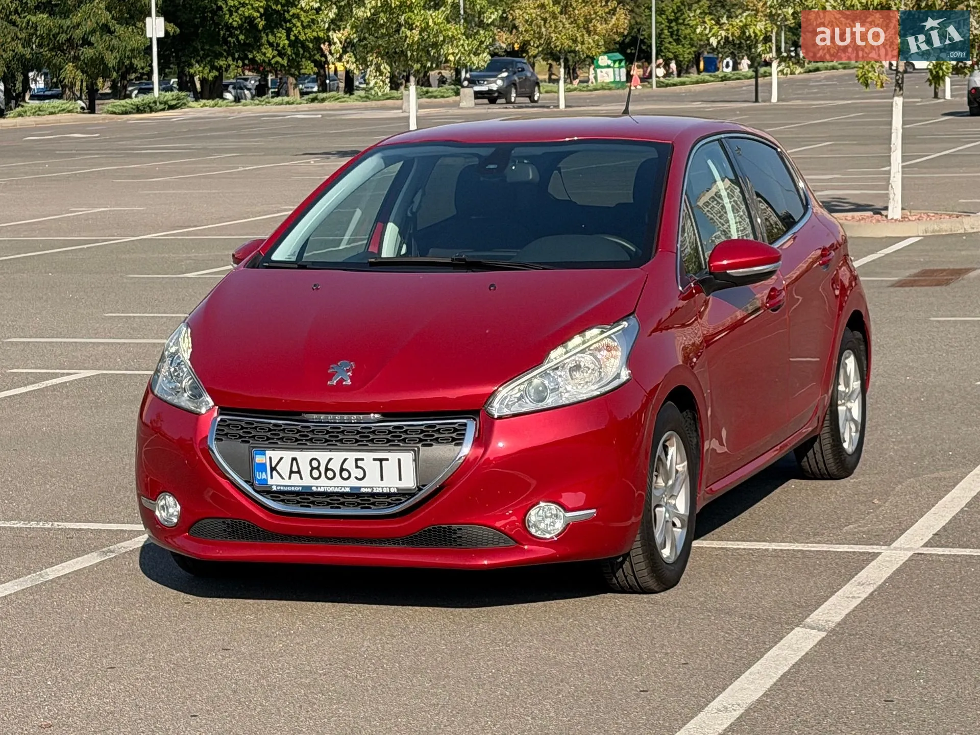 Peugeot 208, 2013