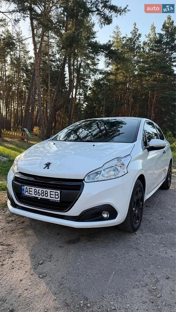 Peugeot 208, 2016