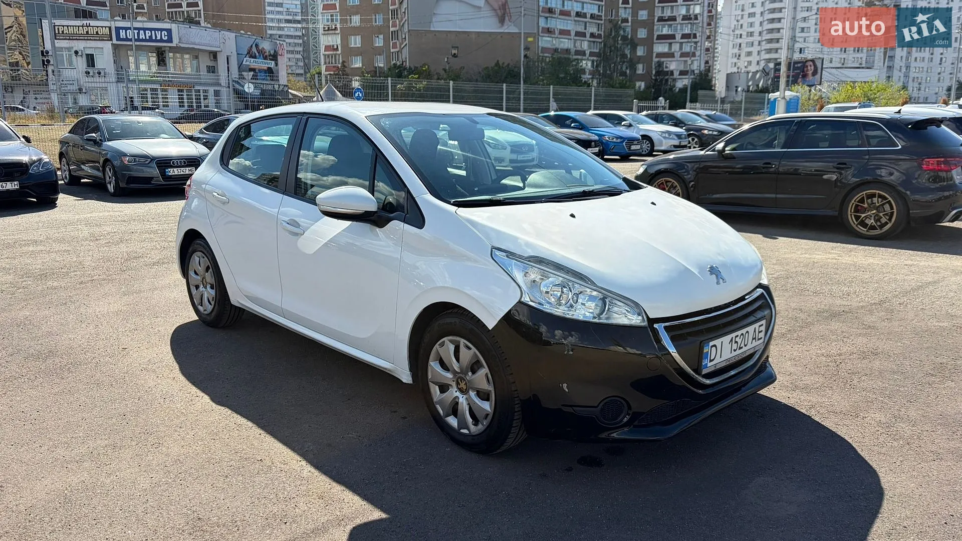 Peugeot 208, 2013