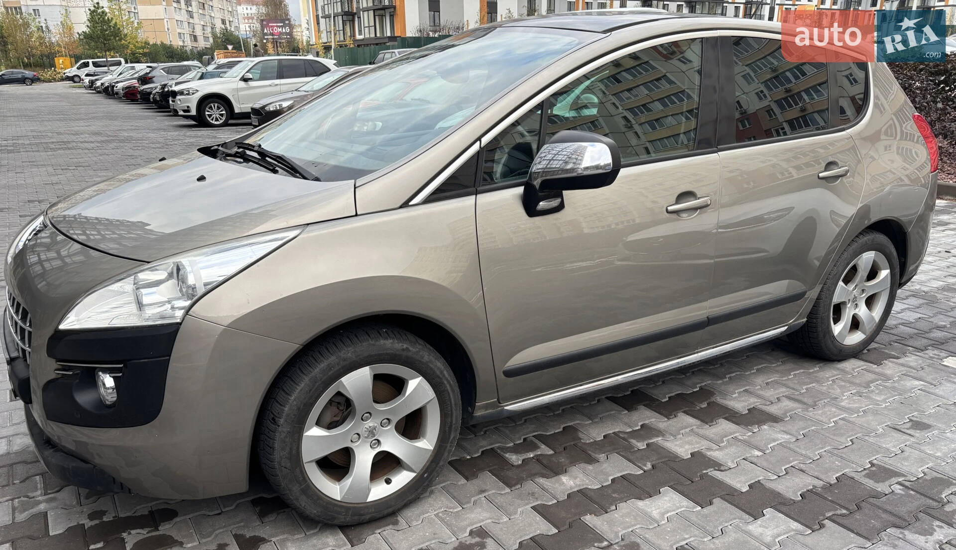 Peugeot 3008, 2012