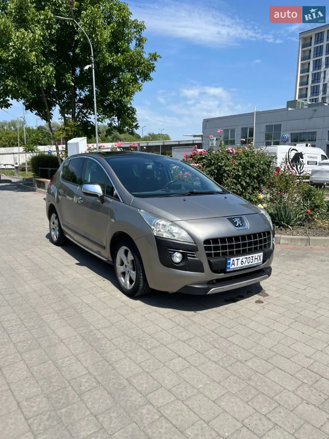 Peugeot 3008, 2011