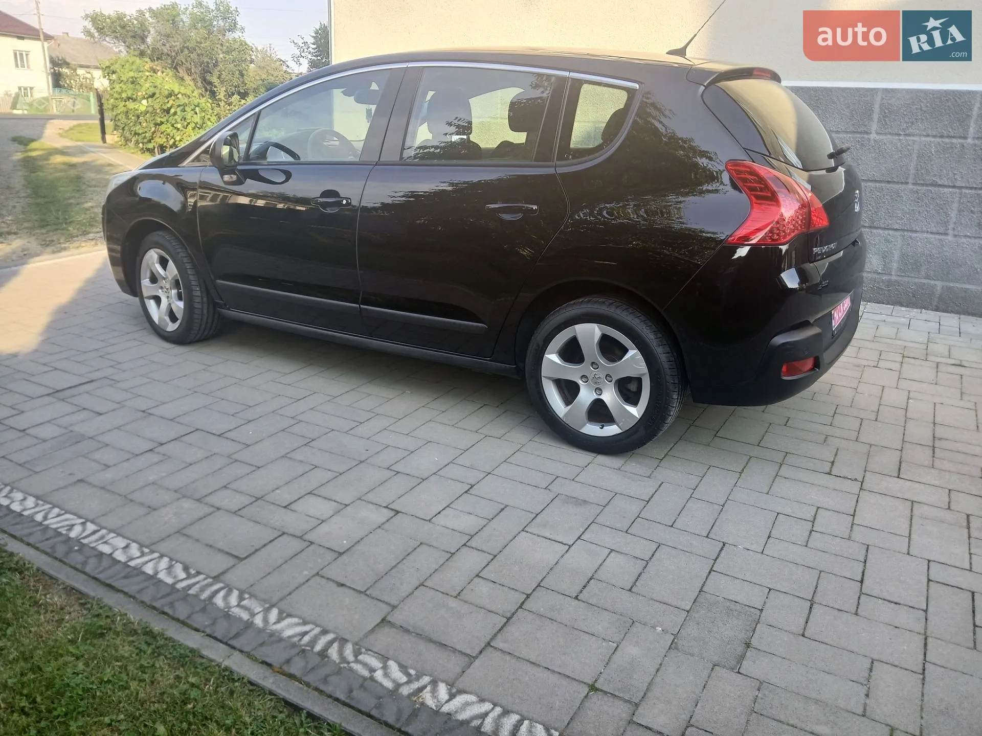 Peugeot 3008, 2011