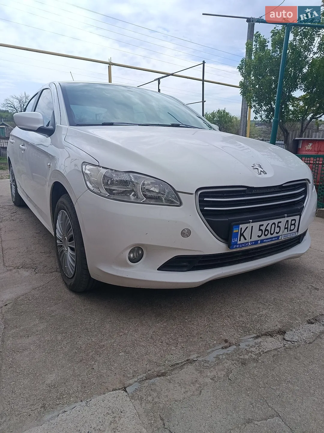 Peugeot 301, 2016
