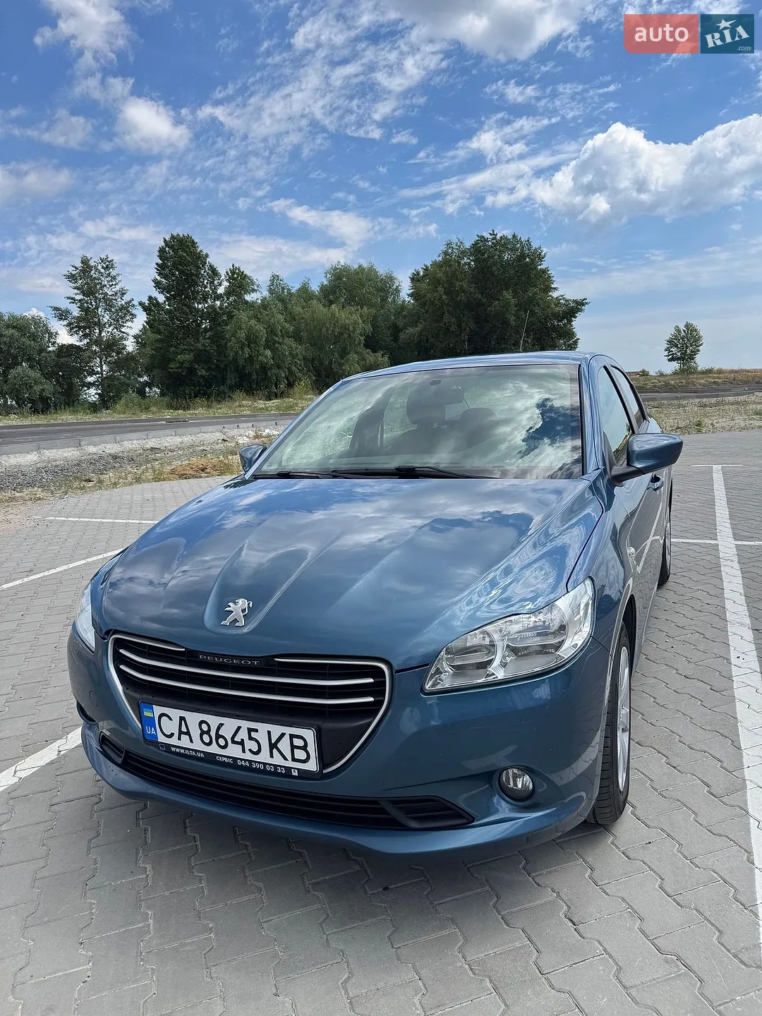 Peugeot 301, 2015