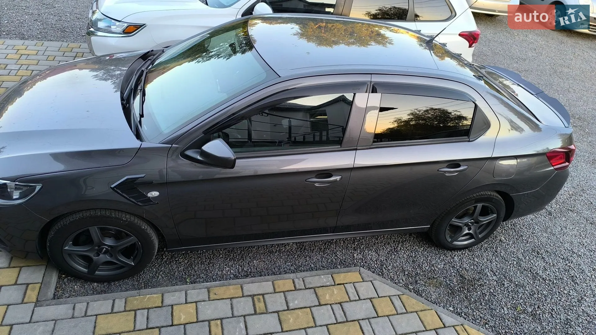 Peugeot 301, 2019