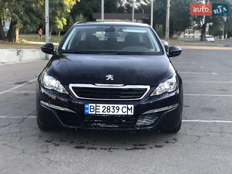 Peugeot 308, 2015