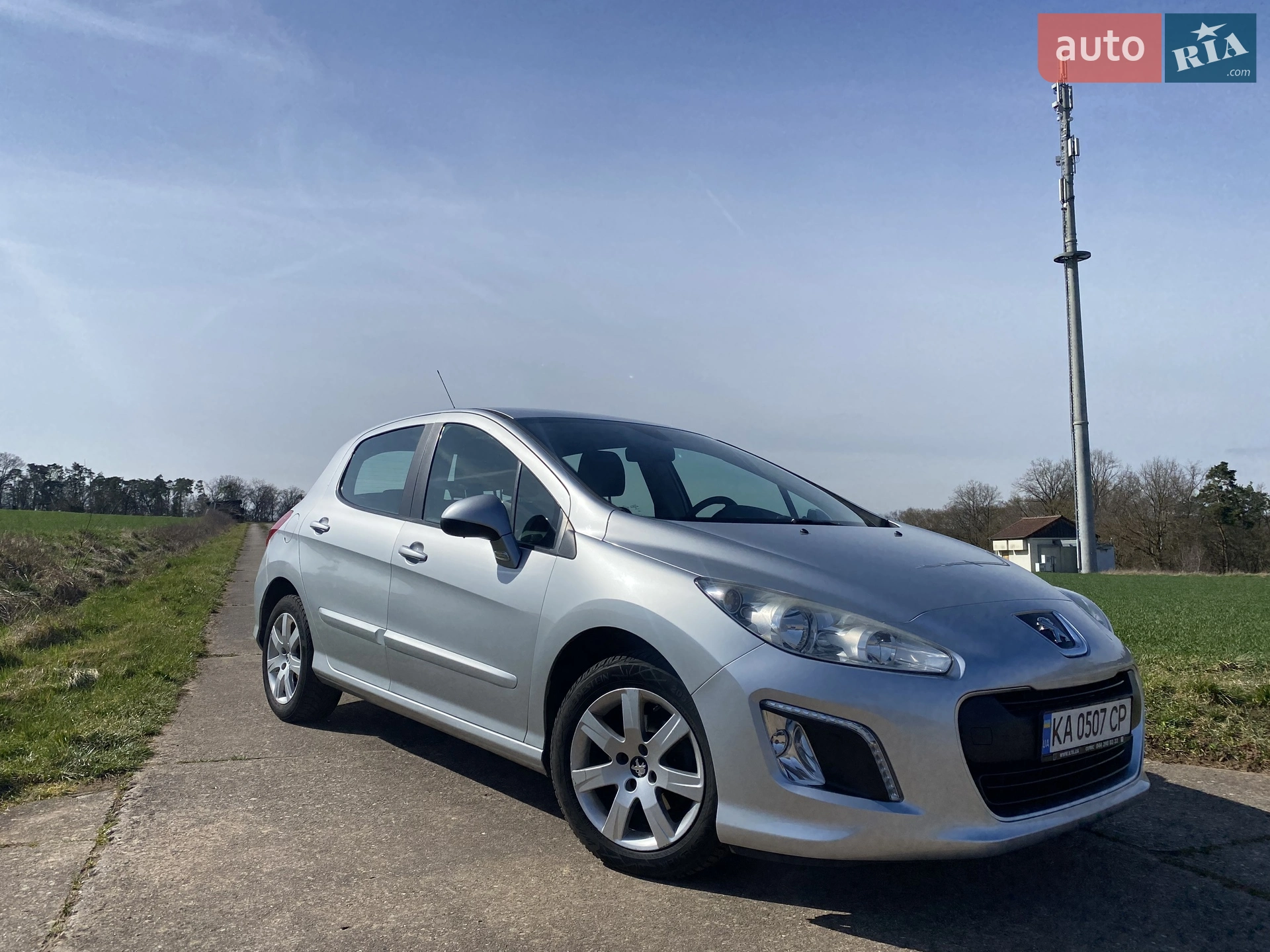 Peugeot 308, 2011