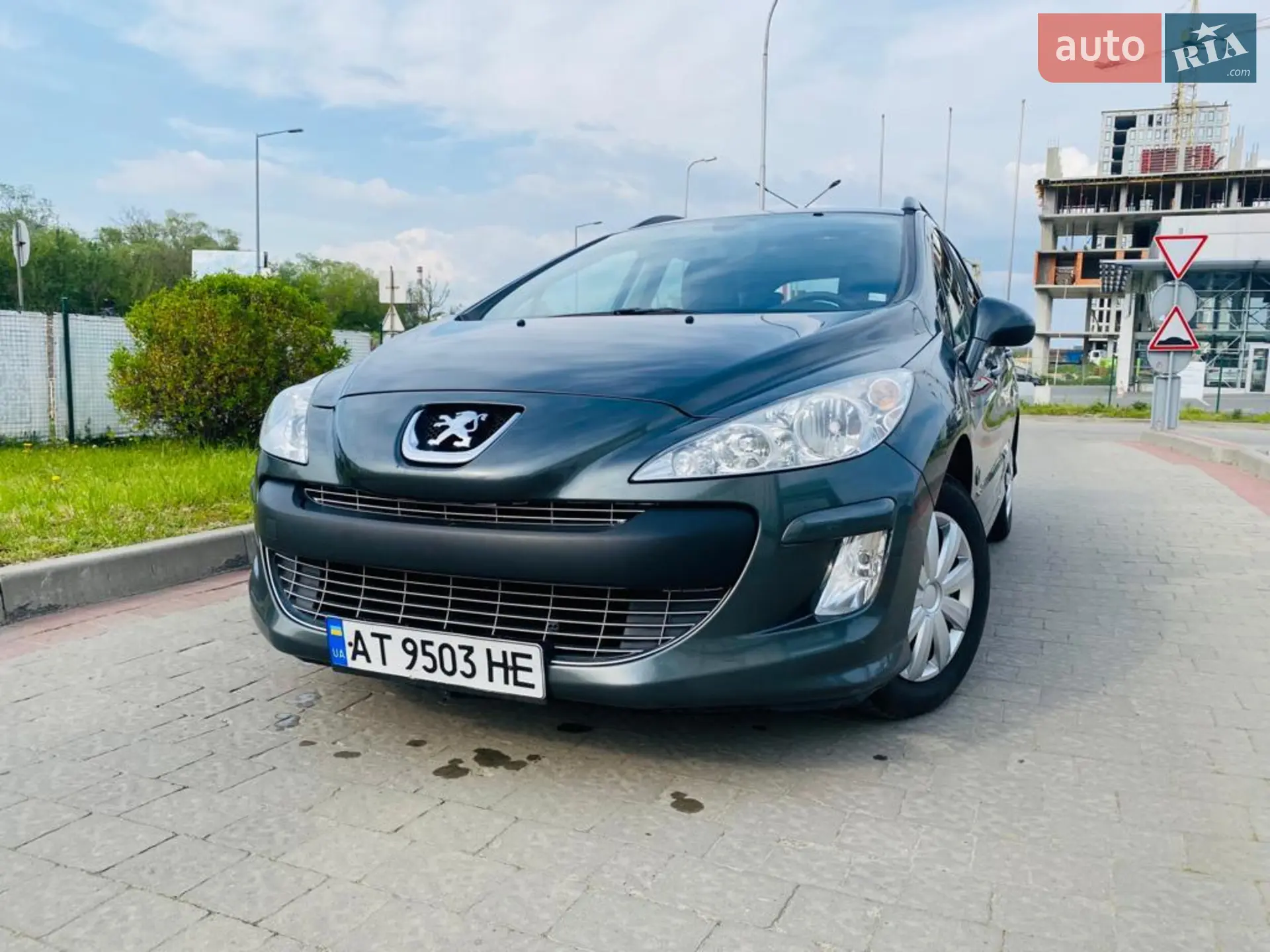 Peugeot 308, 2011