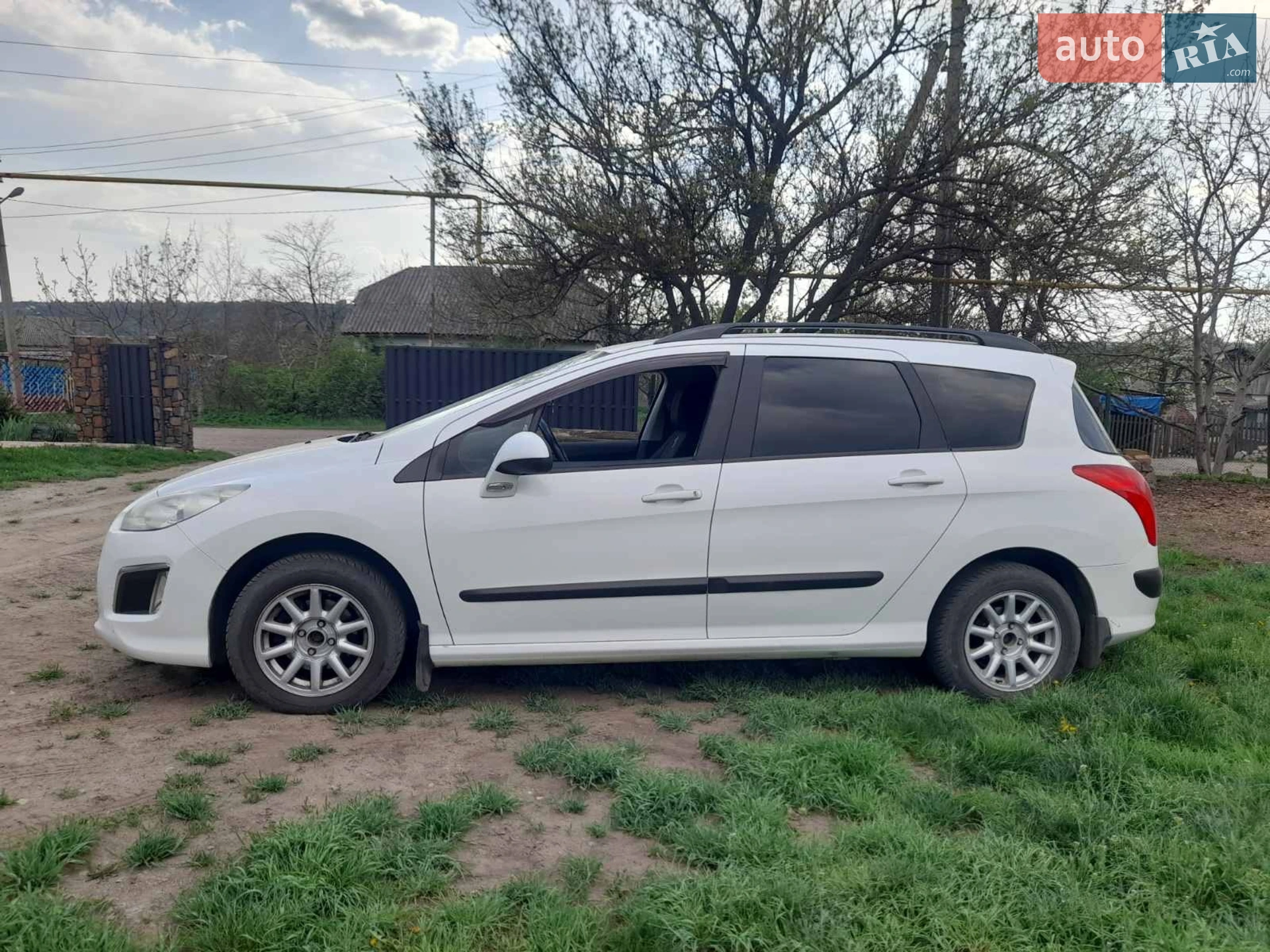 Peugeot 308, 2011