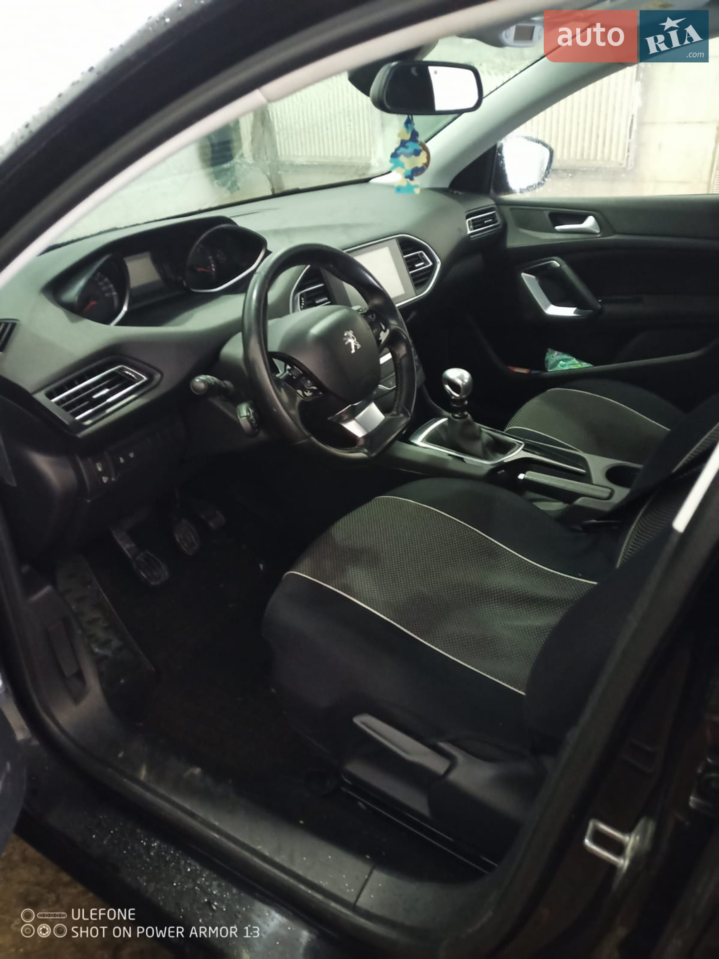 Peugeot 308, 2015