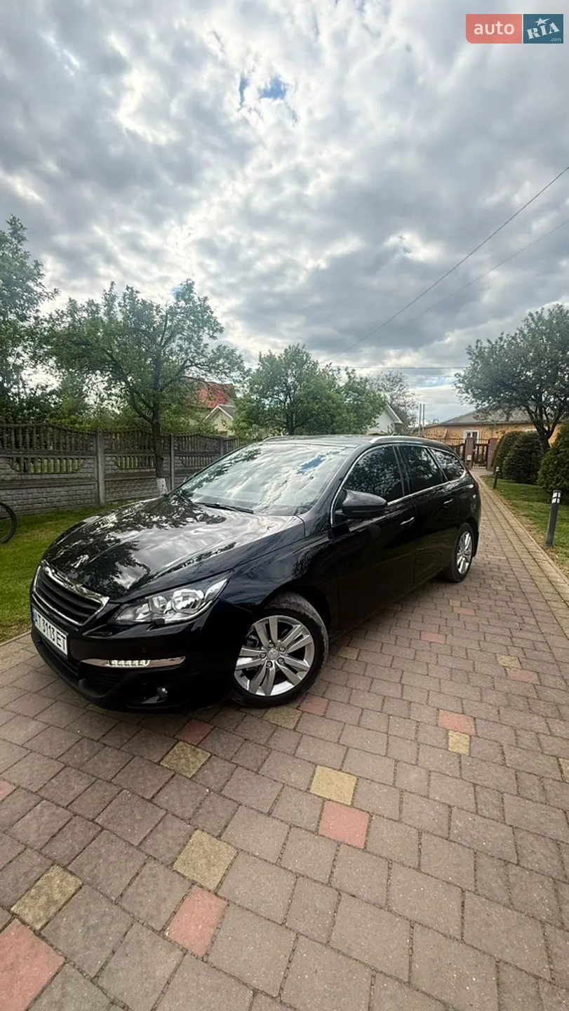 Peugeot 308, 2015