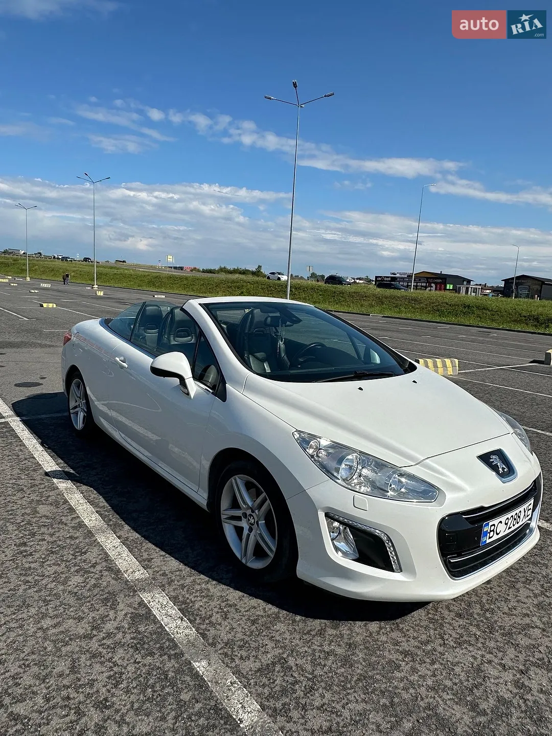 Peugeot 308, 2011