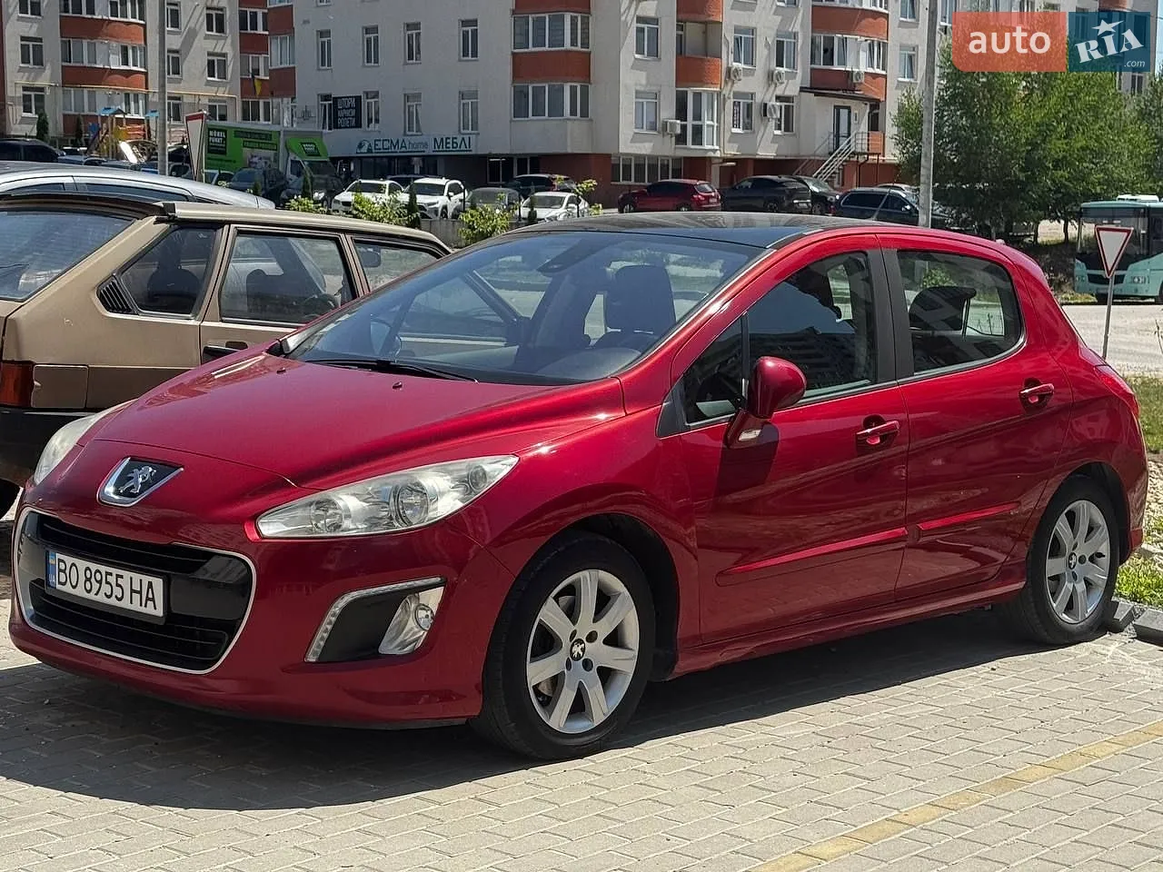 Peugeot 308, 2011