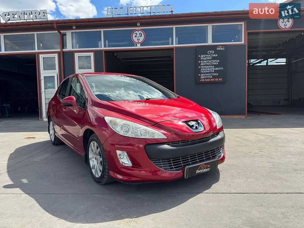 Peugeot 308, 2011