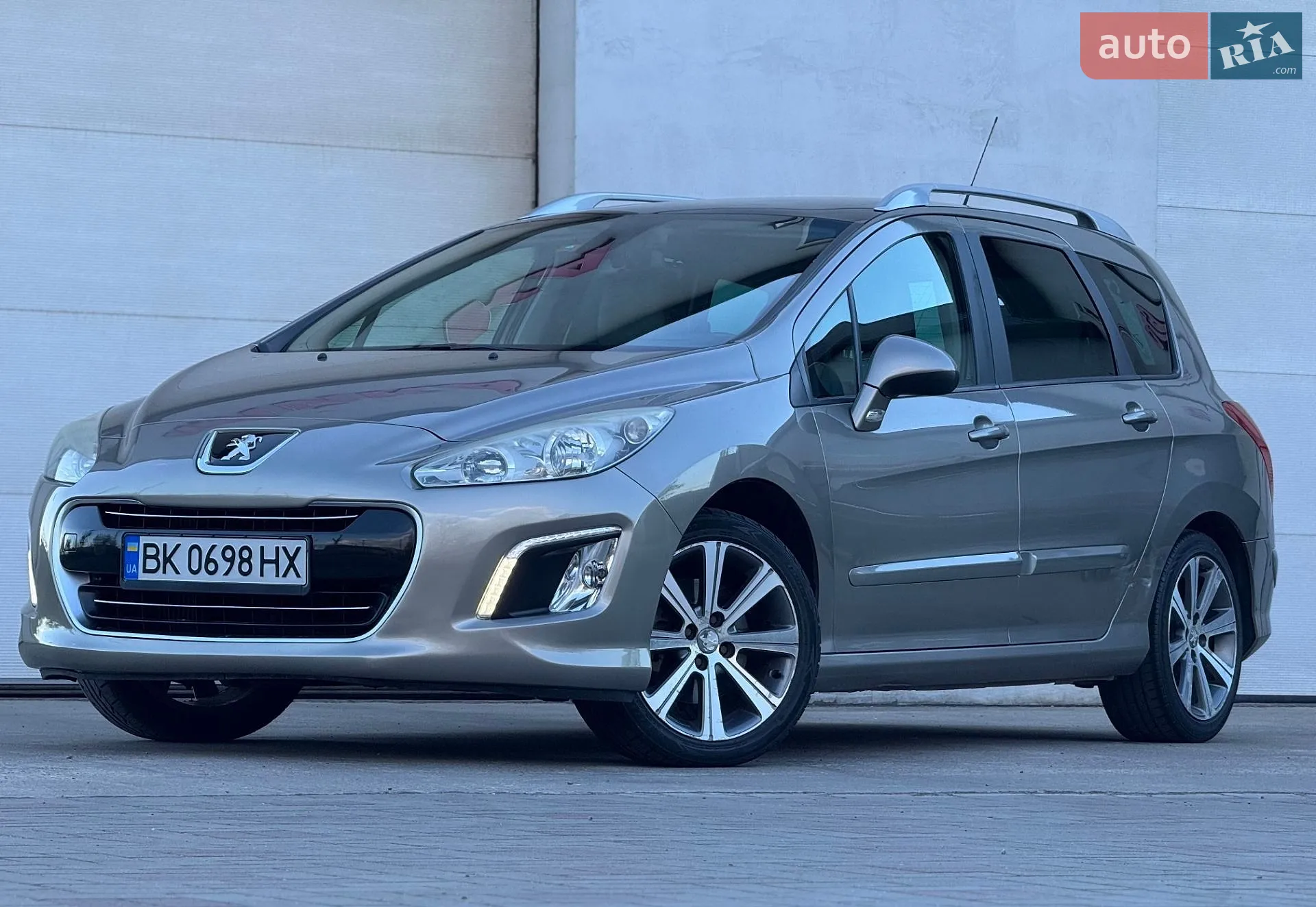 Peugeot 308, 2011