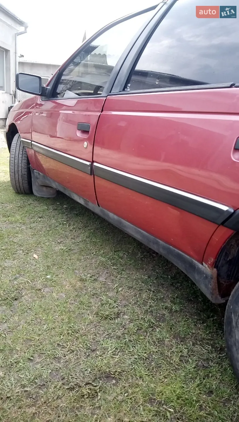 Peugeot 405, 1988
