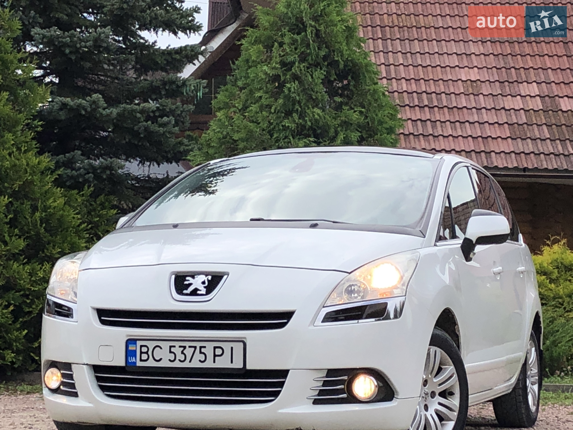 Peugeot 5008, 2010