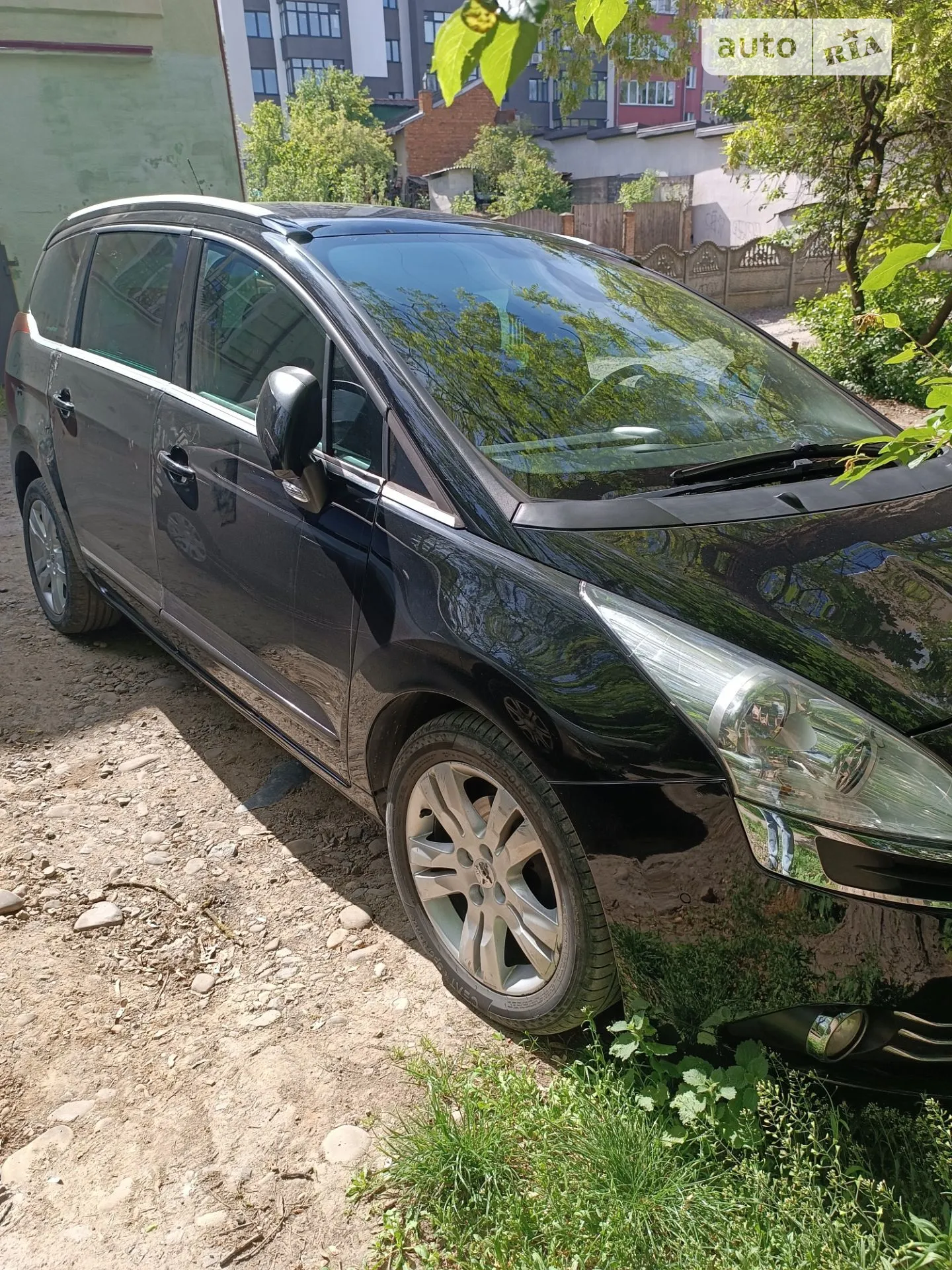 Peugeot 5008, 2012