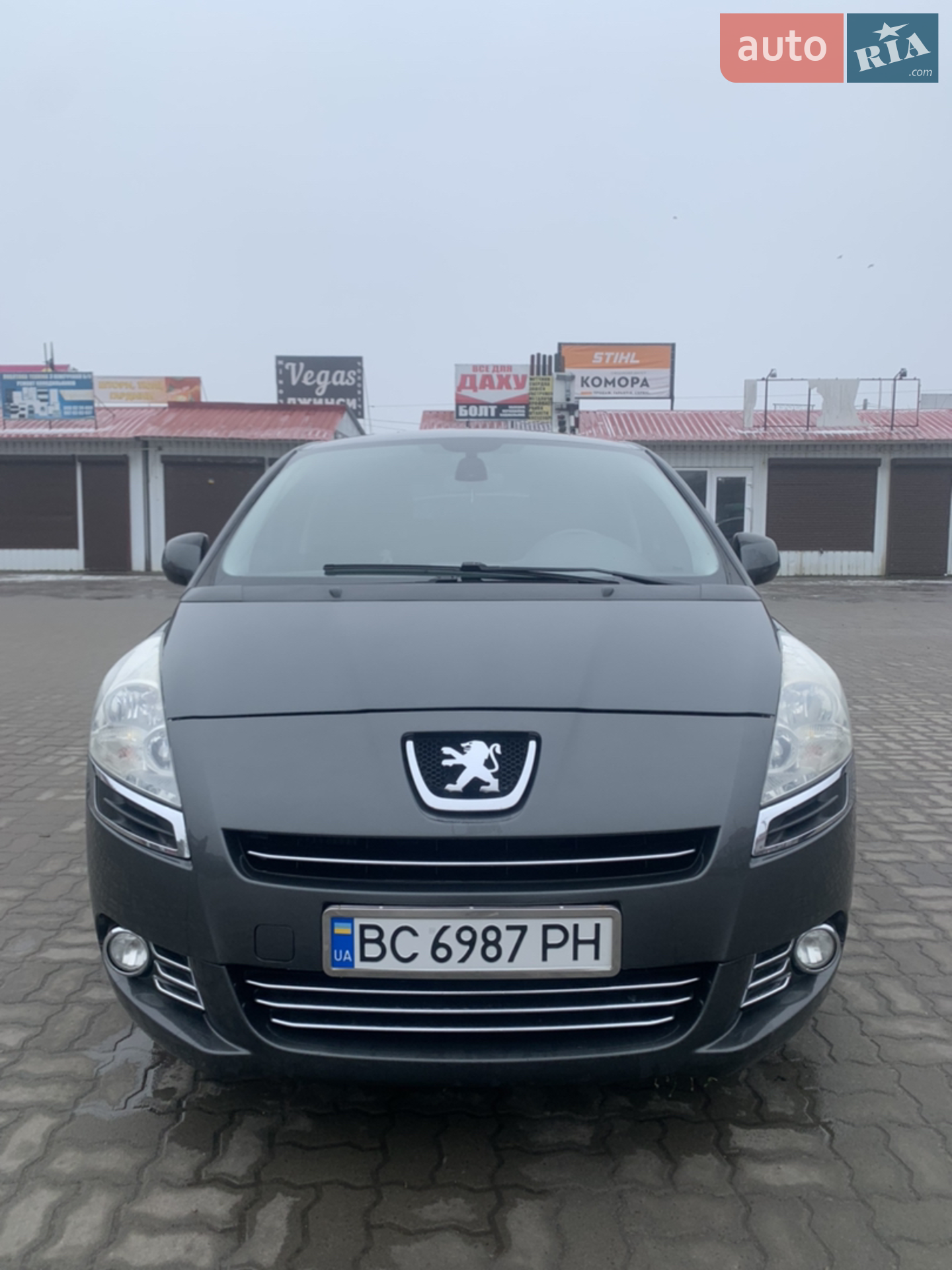Peugeot 5008, 2011