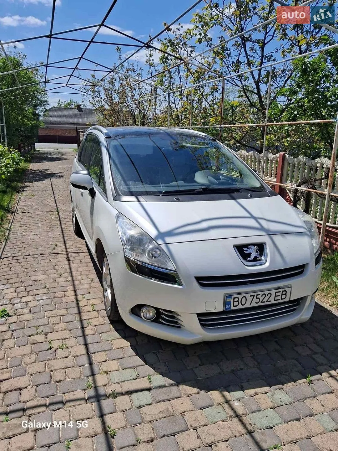 Peugeot 5008, 2011