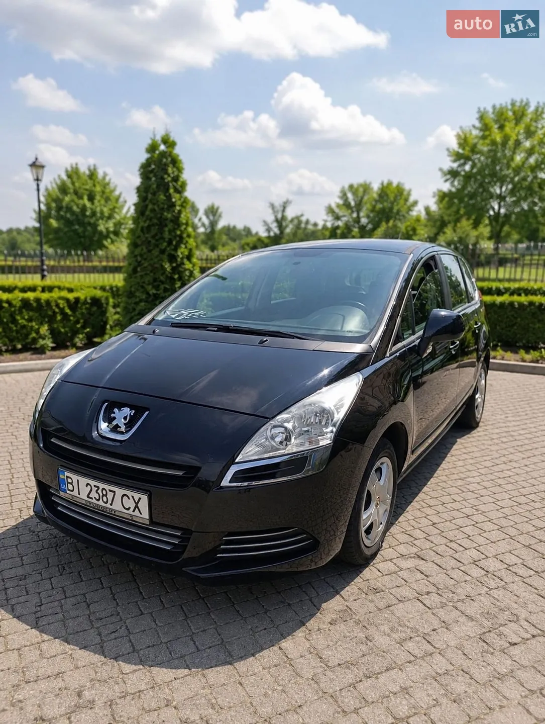 Peugeot 5008, 2010