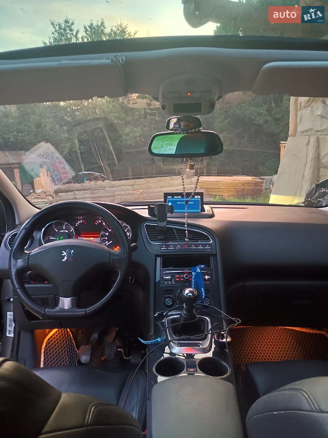 Peugeot 5008, 2010