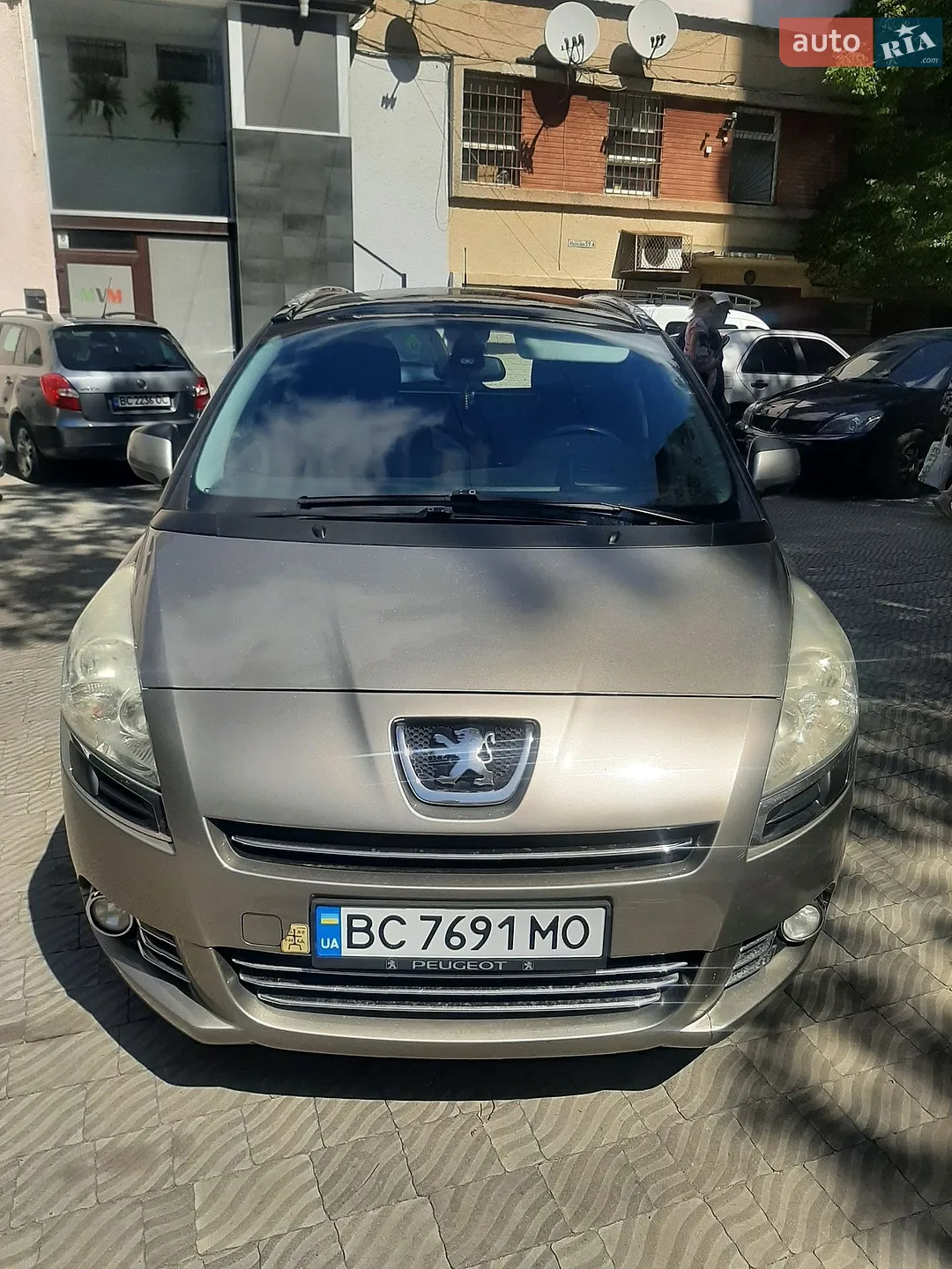 Peugeot 5008, 2010