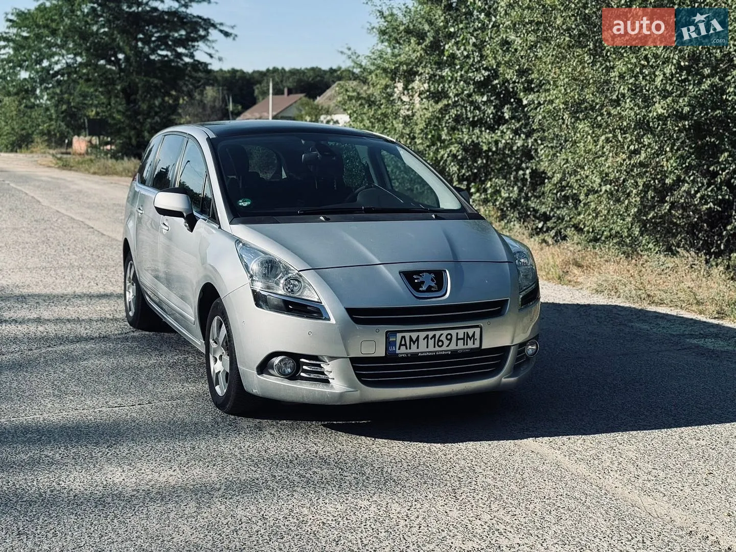 Peugeot 5008, 2010