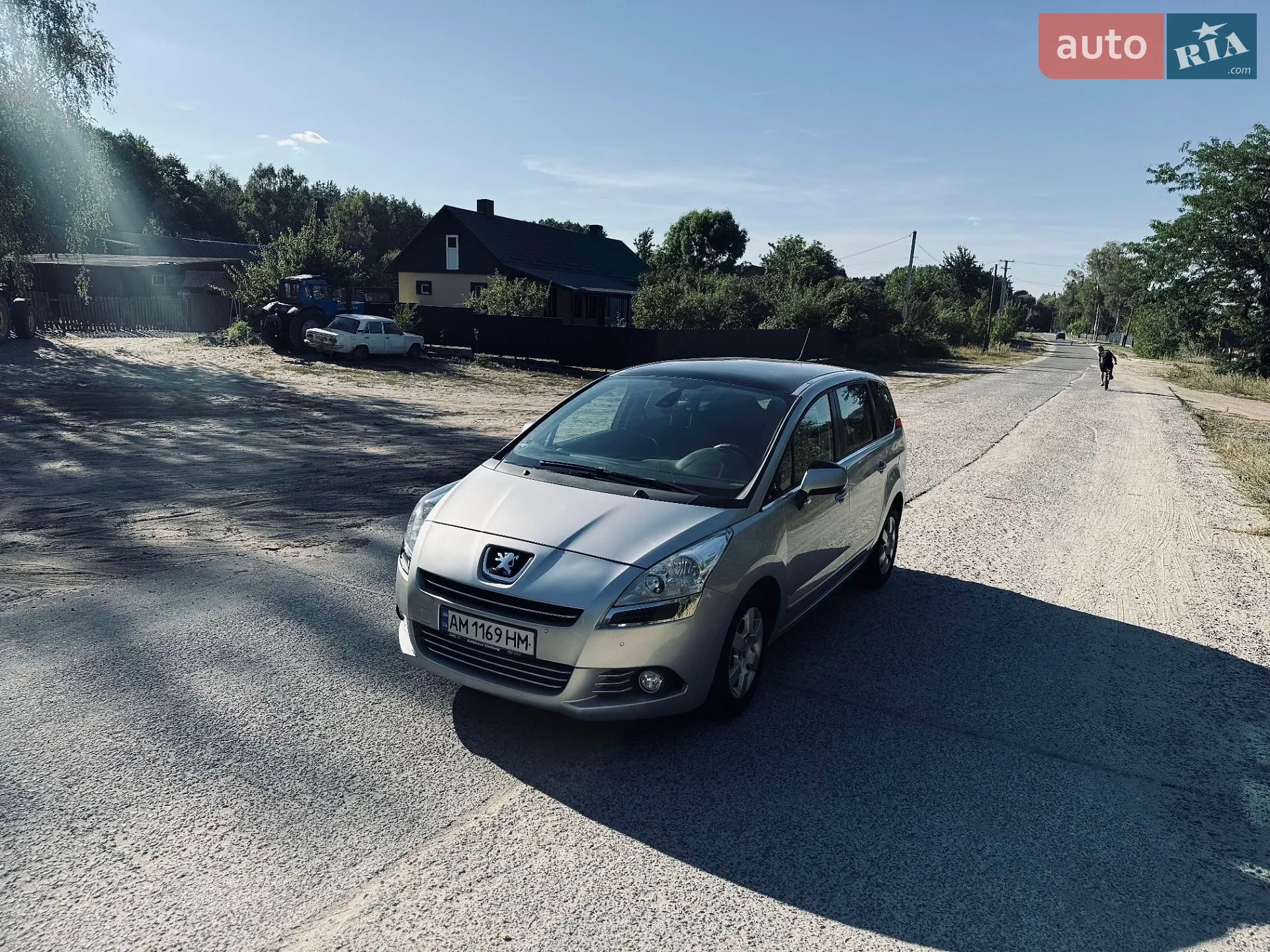Peugeot 5008, 2010