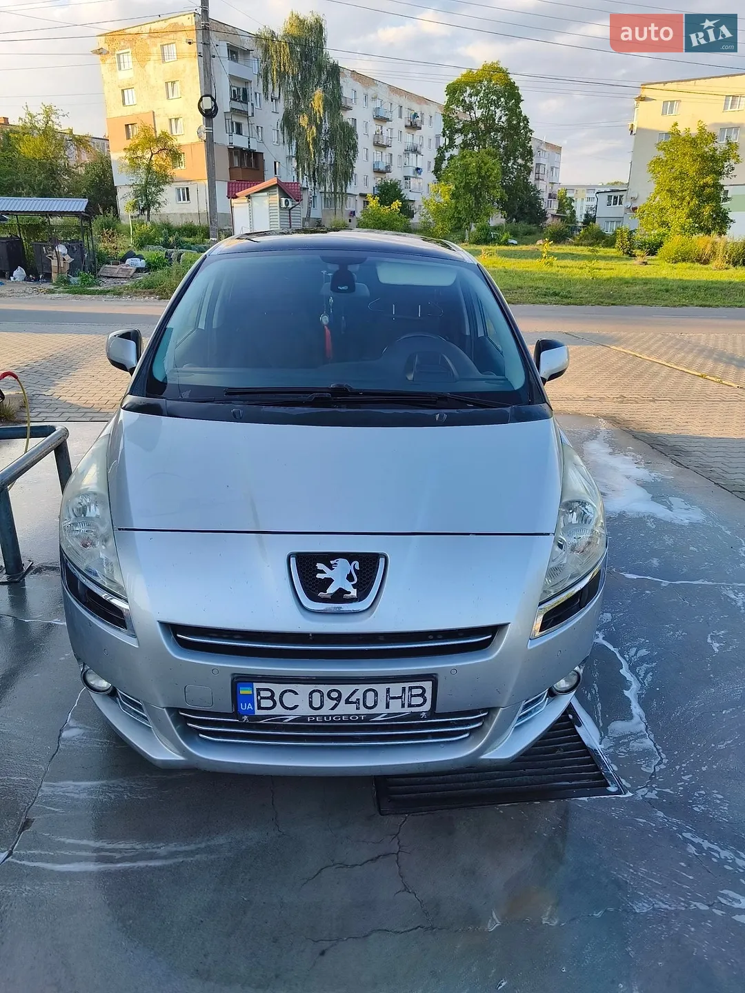 Peugeot 5008, 2012