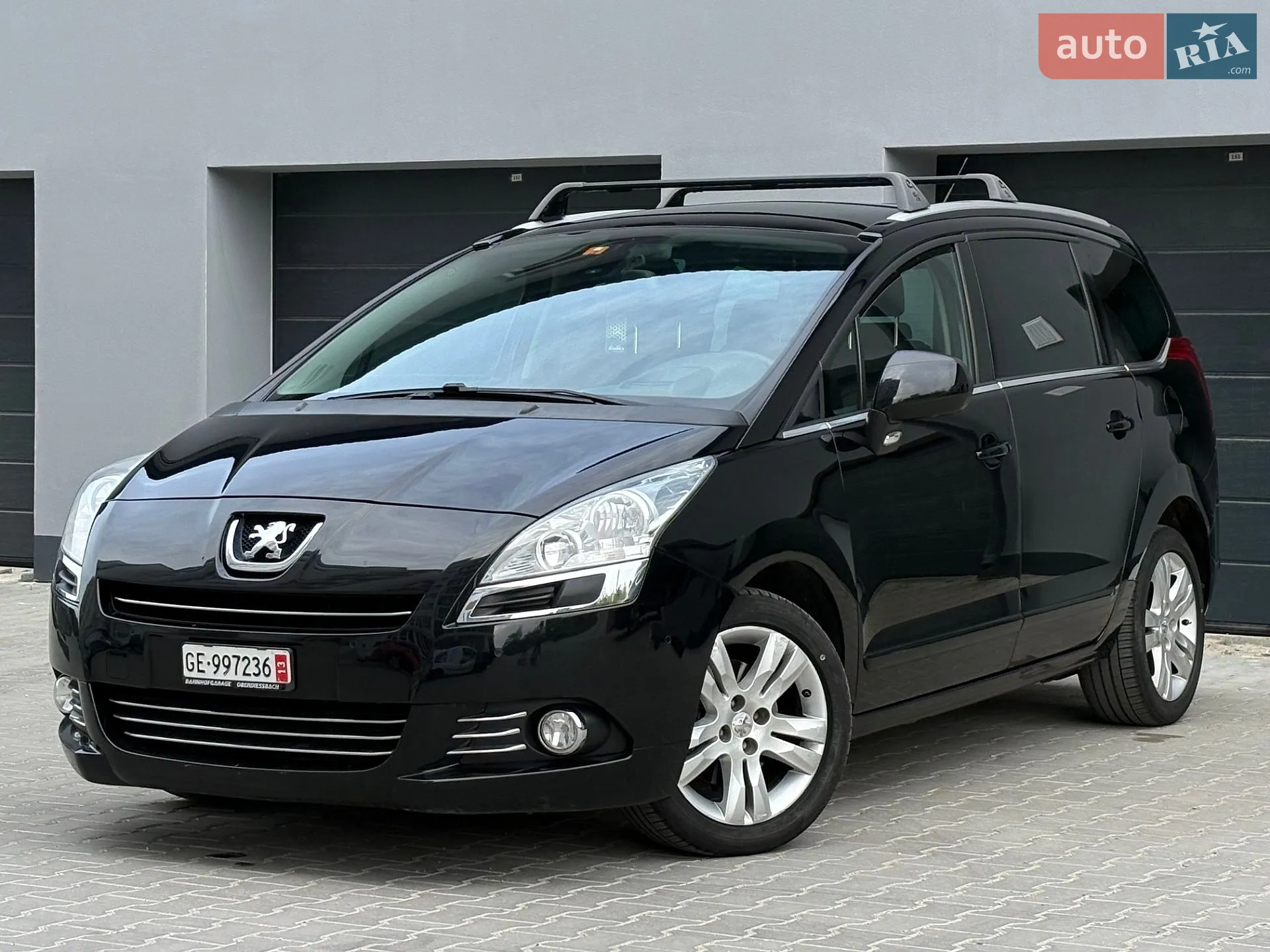 Peugeot 5008, 2011