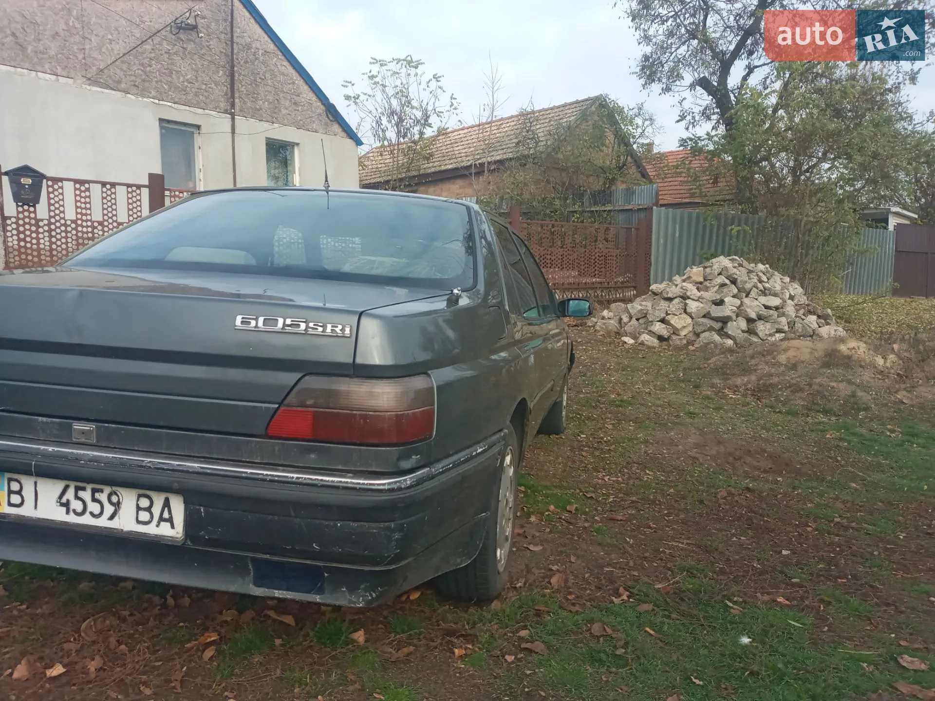 Peugeot 605, 1990