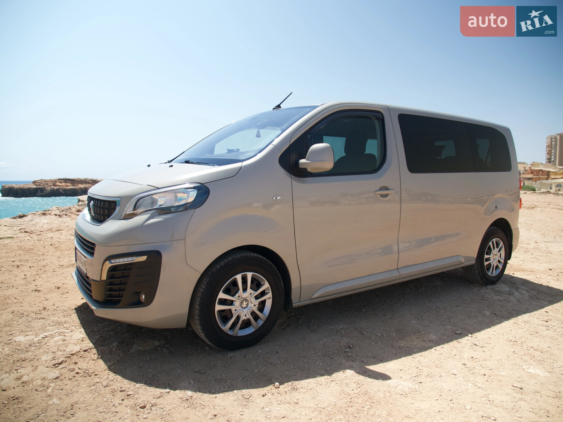 Peugeot Traveller, 2017